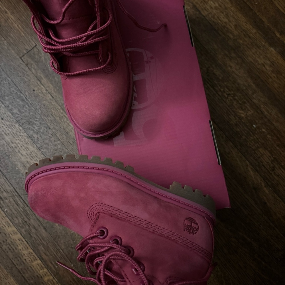 Timberland Raspberry Boots - Picture 2 of 4